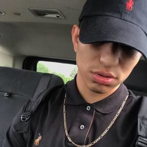 Meet your Posher, Carlos